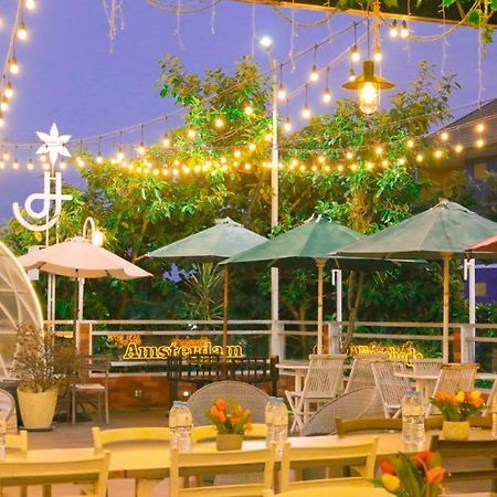 โรงแรมโรดิทา บันจาร์บารู บันจาร์มาซิน ภายนอก รูปภาพ