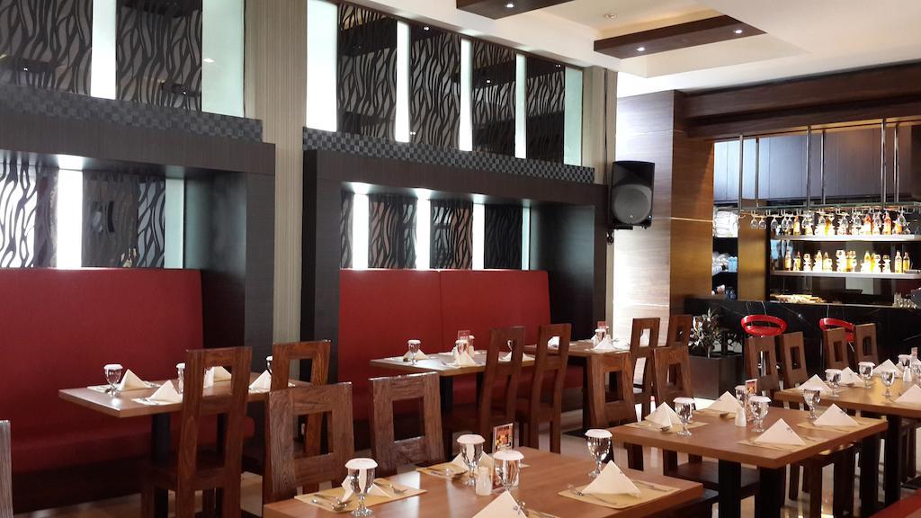 โรงแรมโรดิทา บันจาร์บารู บันจาร์มาซิน ภายนอก รูปภาพ